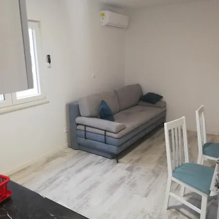 Πανσιόν Ravlic